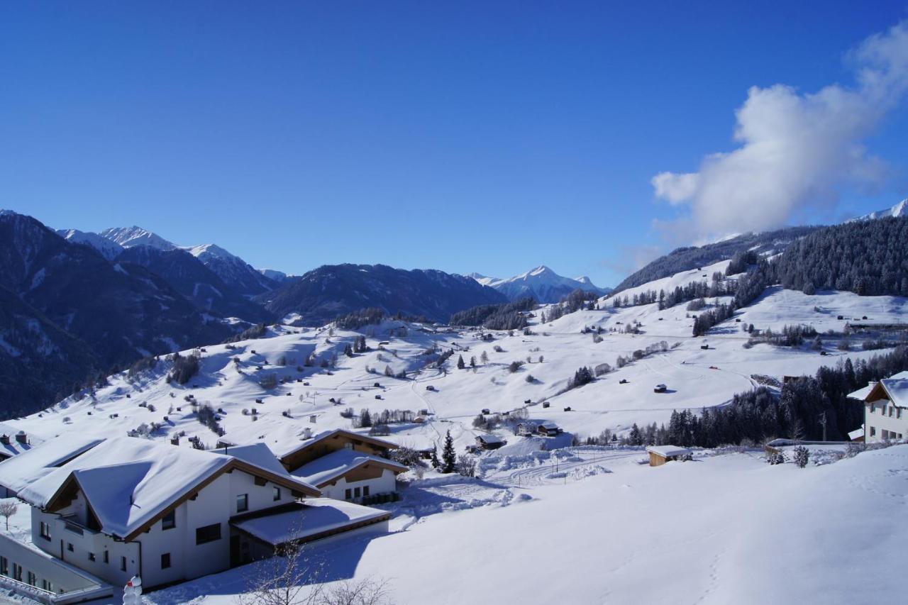 Apart-Hotel Alpinsonnenresidenz Fiss Zewnętrze zdjęcie